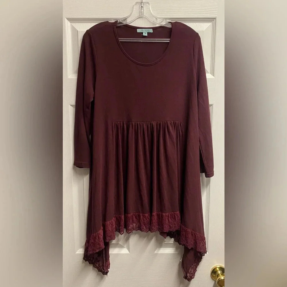 She + Sky Boutique Tunic Top Size Medium